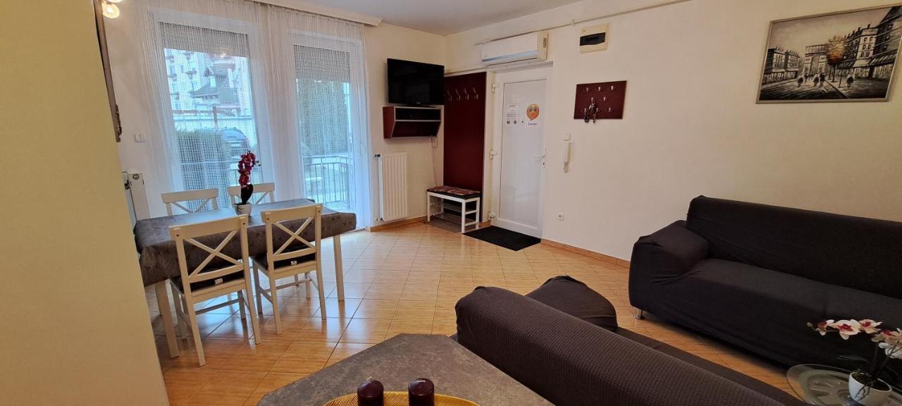 Amulett Suite Apartment Hajdúszoboszló Extérieur photo